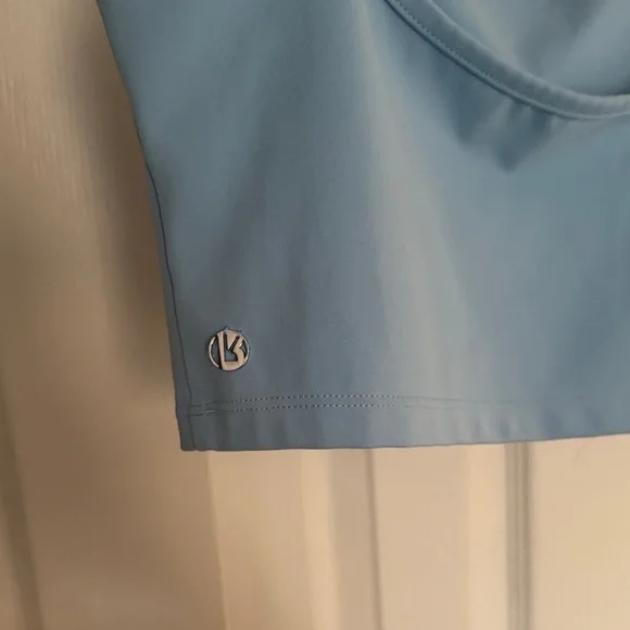 BuffBunny Tan and Blue crop Tops - Picture 4 of 6